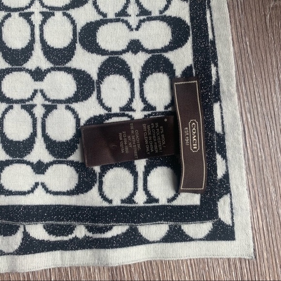 Coach Reversible Monogram Scarf - Picture 4 of 4